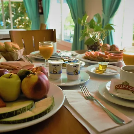 Ayamontino Hotel 2*