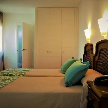 Hotel Ayamontino 2*